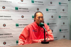 郑钦文：“这场失利对我是挺大的伤害”